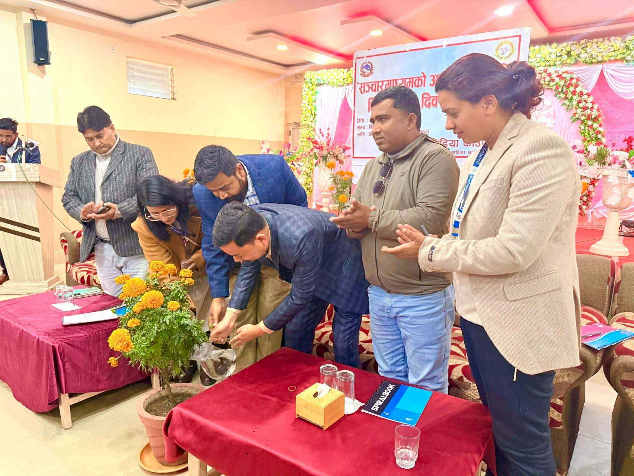 मधेसके ६ जिल्लामे सञ्चारमाध्यमके अवस्था आ चुनौतीके उपर गोष्ठी सम्पन्न