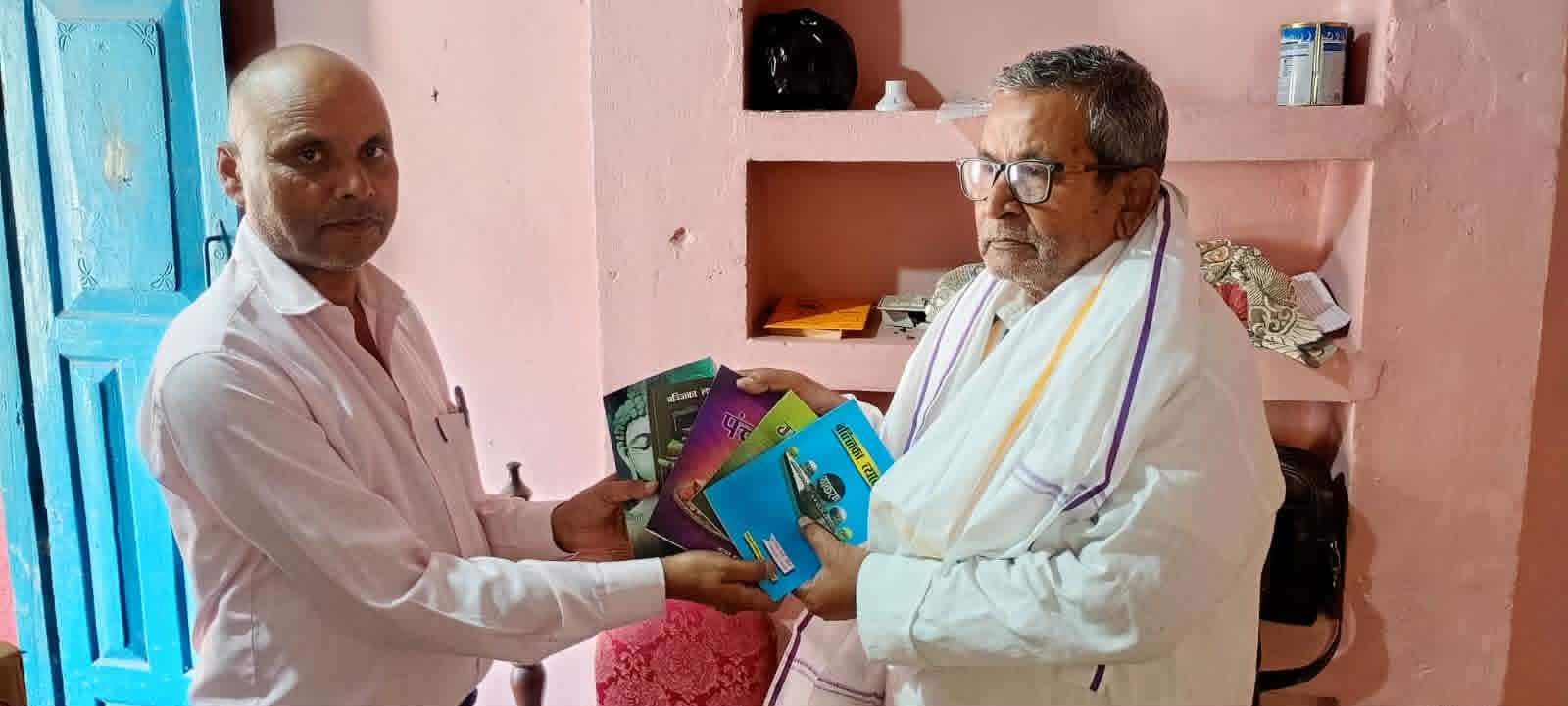बज्जिका साहित्यकार डा। उमेश रायके साथ कएलगेल अन्तरक्रिया